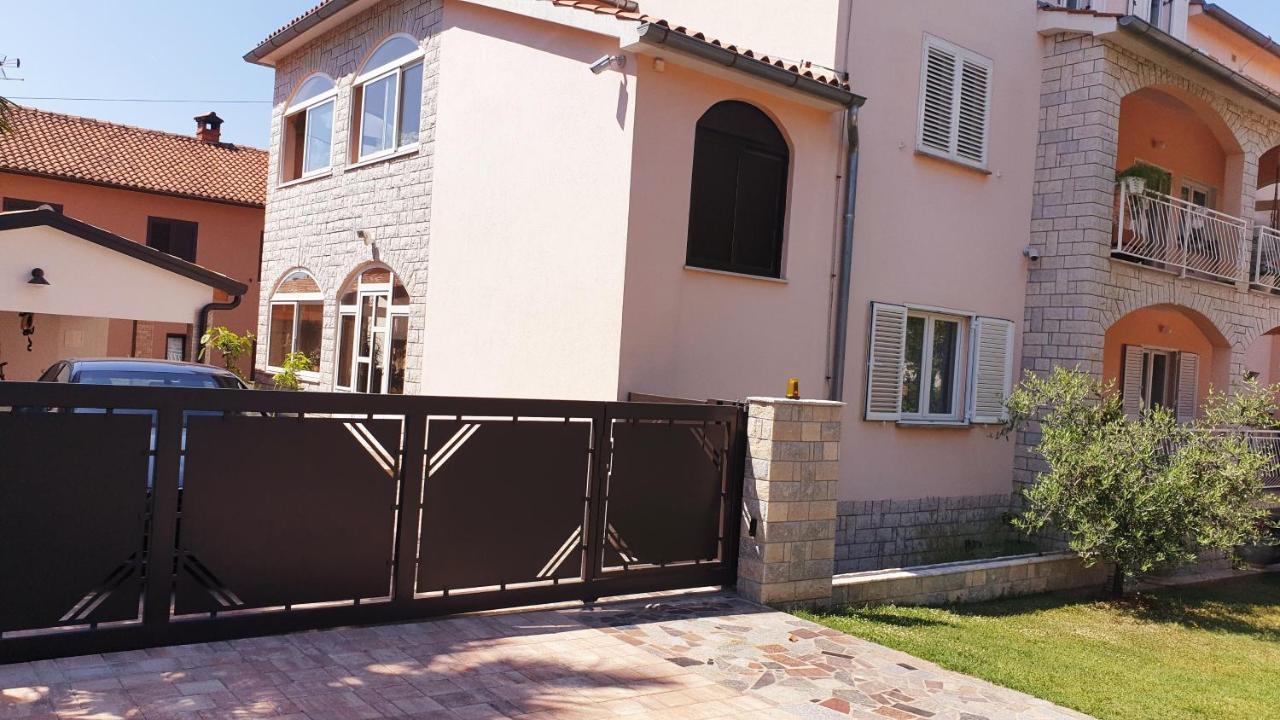 House Maric Διαμέρισμα Πόρετς Εξωτερικό φωτογραφία
