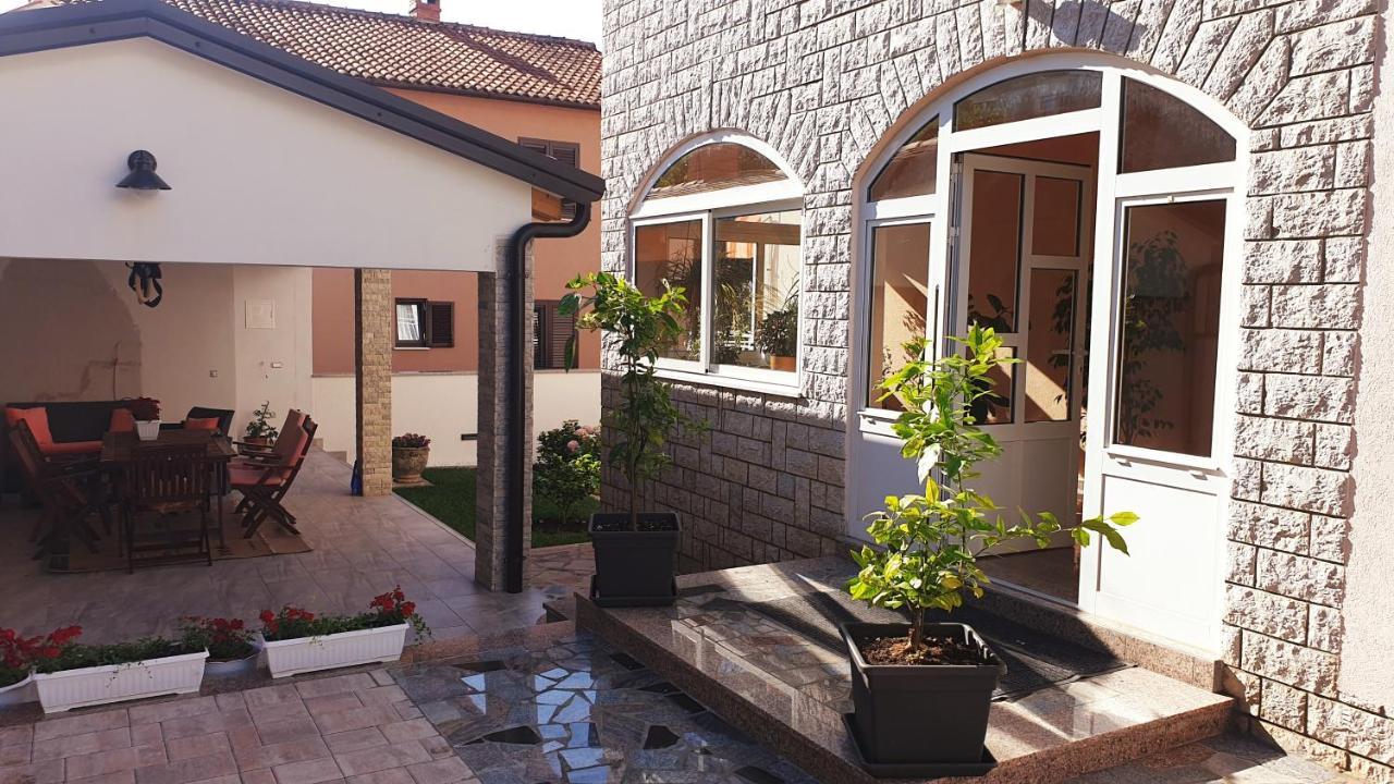 House Maric Διαμέρισμα Πόρετς Εξωτερικό φωτογραφία